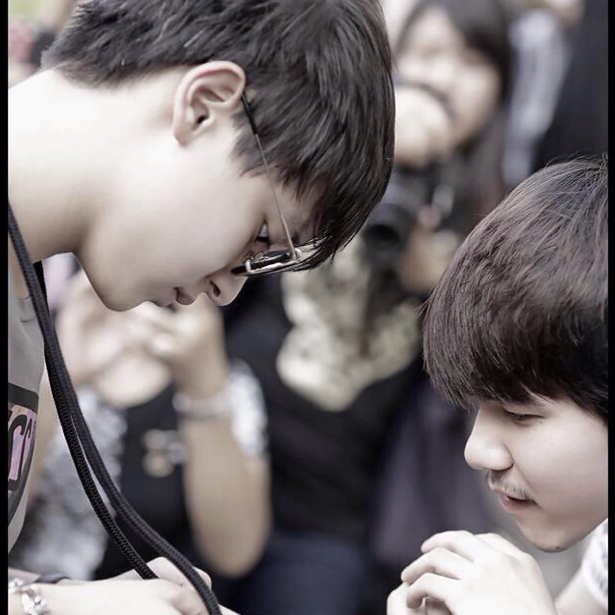 ไม่ใช่เจมส์จิรายุ | twitter&Instagram:@Jirayu_jj | แฝดลิงหล่อ @James__Jirayu  ♡#MonkeyBand.