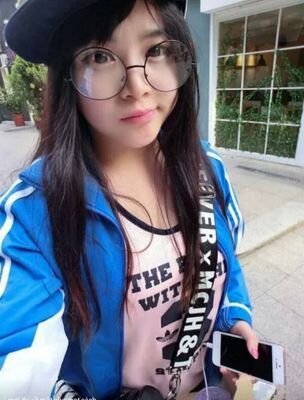Am a Princess so...Follow me.. I'll Follow you back..♥♥♥