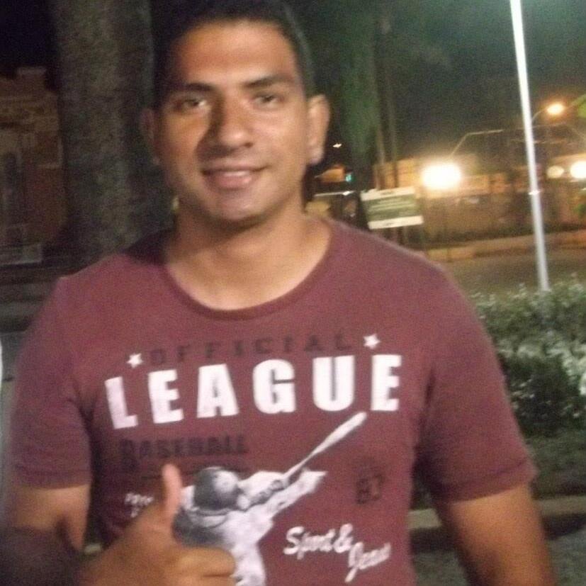 ROMÂNTICO , PAGODEIRO , ATREVIDO , OUSADO , ALEGRE E BOLEIRO !