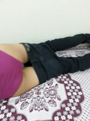 ابغي اجنبي فحل عمري 21 /170/55