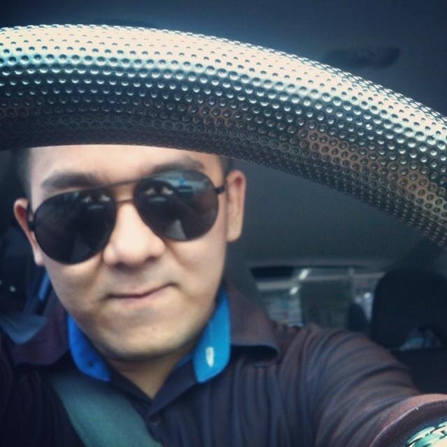 Chef , Single || ask.fm : Hendrasya_01 , fb : hendrasyahputra13@yahoo.com , pin:266F31E1