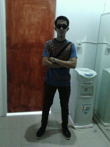 YogiePay's profile picture. Hidup bukan hanya di atas ataupun di bawah, tapi bagaimana kita menjalaninya dengan keyakinan dan cinta...