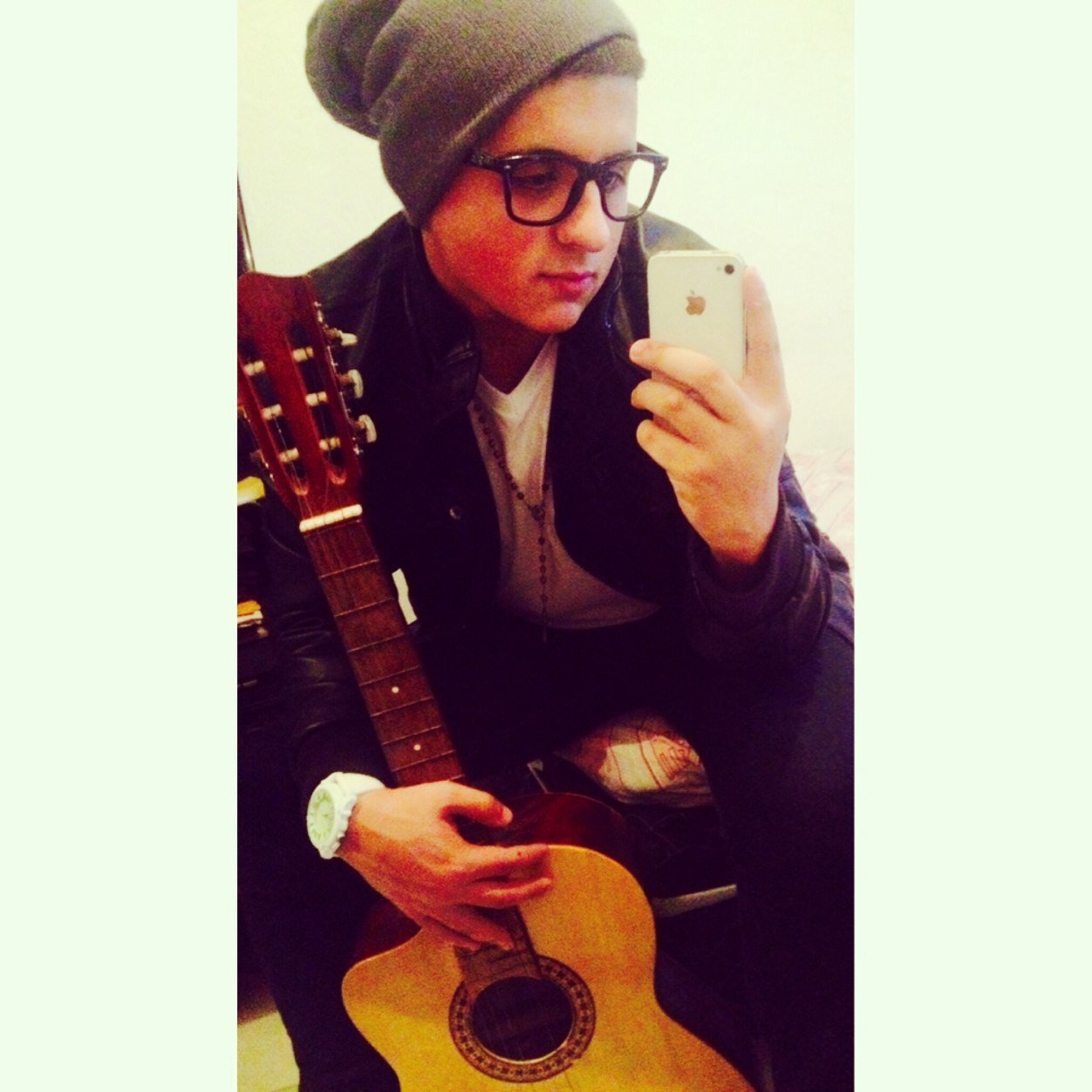 Wild Young e Free insta binhoparra, face http://t.co/QehYNZdyD5