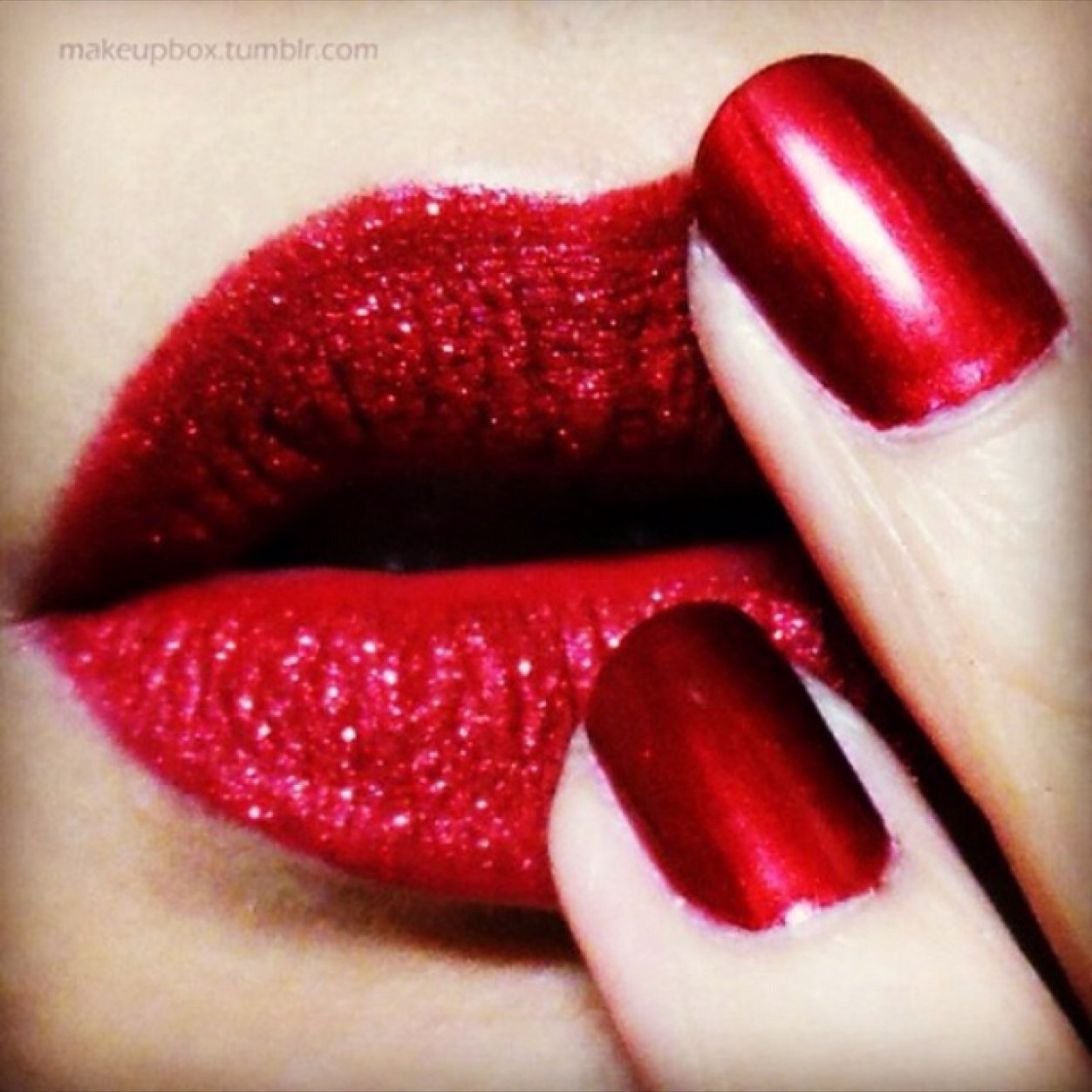 confessionsluts's profile picture. Dm your juicy confessions, leaving your school or anon!