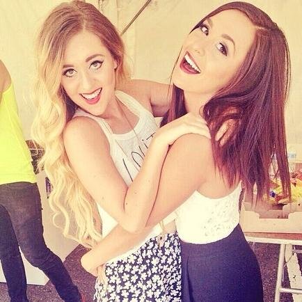 EnchantedByMace's profile picture. 