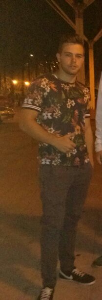 ni el malo es tan malo ni el bueno es tan bueno :))