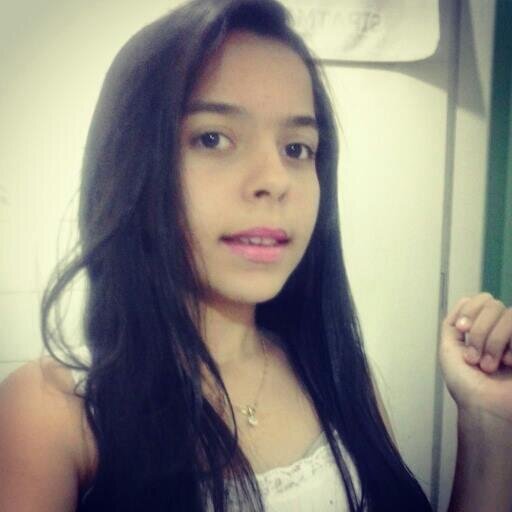 Nαo importα o quє єu diigα,
Vocє irα vαlorizαr pєlo quє vê,
julgαr pєlo quє ouviu
e opinαr pєlo quє conhєcєu (!)