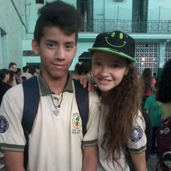 ola me llamo facundo si pueden díganme pikachuu o LOLO XD :3 me gusta el dubstep 1D y Karina SOY DE MI MEJOR LALA
