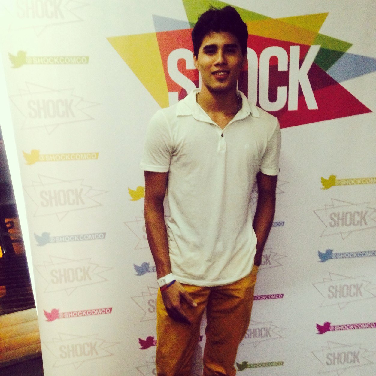 PolloGaribeLlo's profile picture. Islander 200% Basketball! Instagram: pollogaribello #TGOD