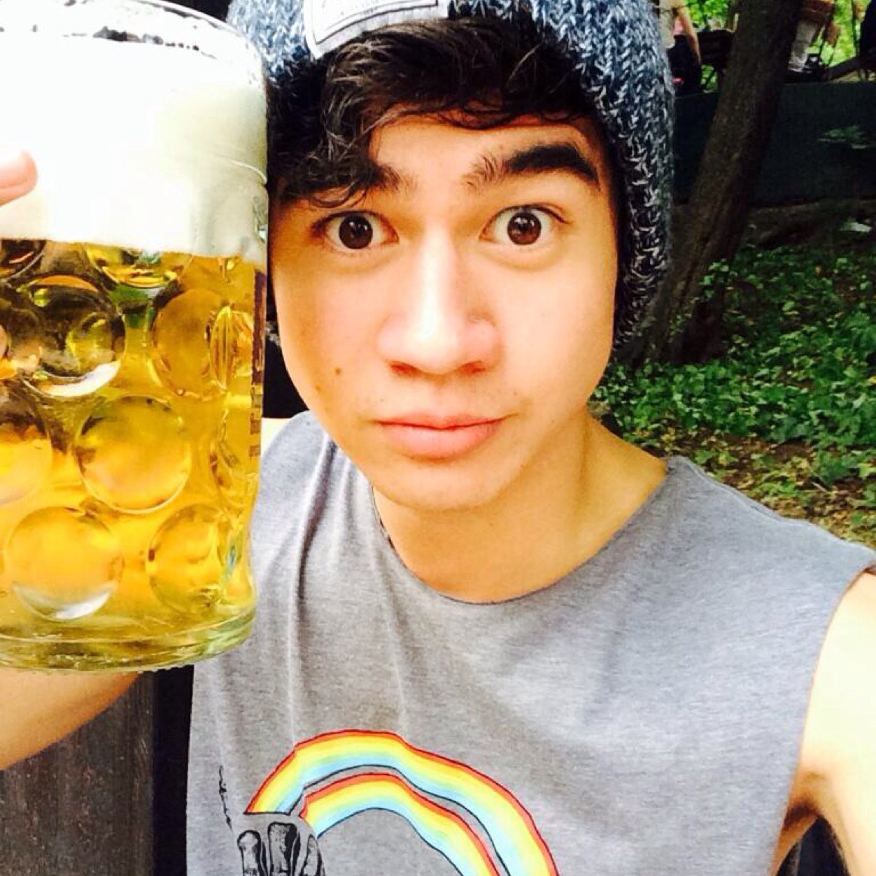 *･✧*･hey if your reading this can you follow @69slrh ? ask for a dm to Luke if you'd like  ✧*･*･