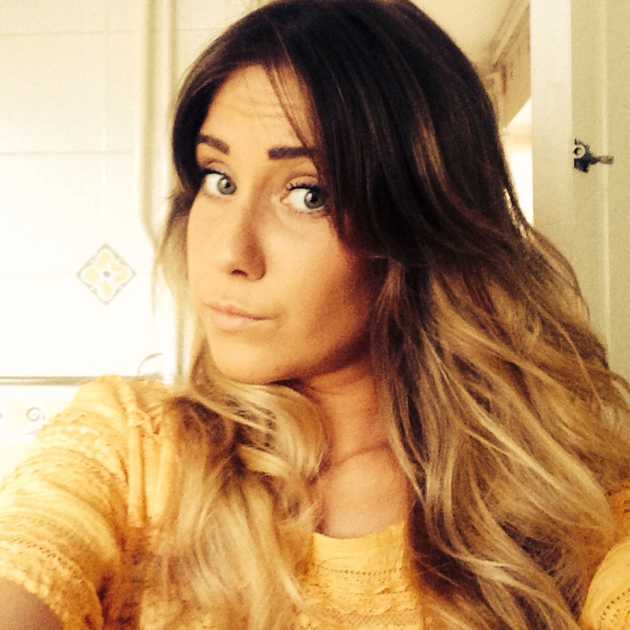 AliceJenkinson_'s profile picture. 