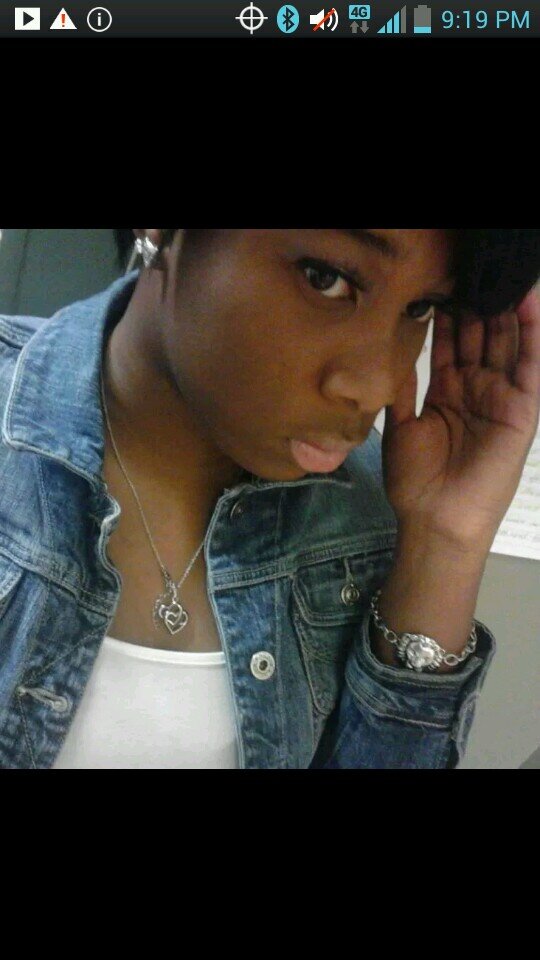 I love GOD |Team US | Team thugga | •• IG:DeeSidora Im Me Flaws & All ....