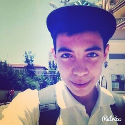 15 yaındayım