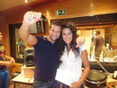 Descubre la mágica música de Virginia Elósegui @VirginiaElose , la cantautora malagueña que ya ha cantado con Pablo Alborán y Vanesa Martín.