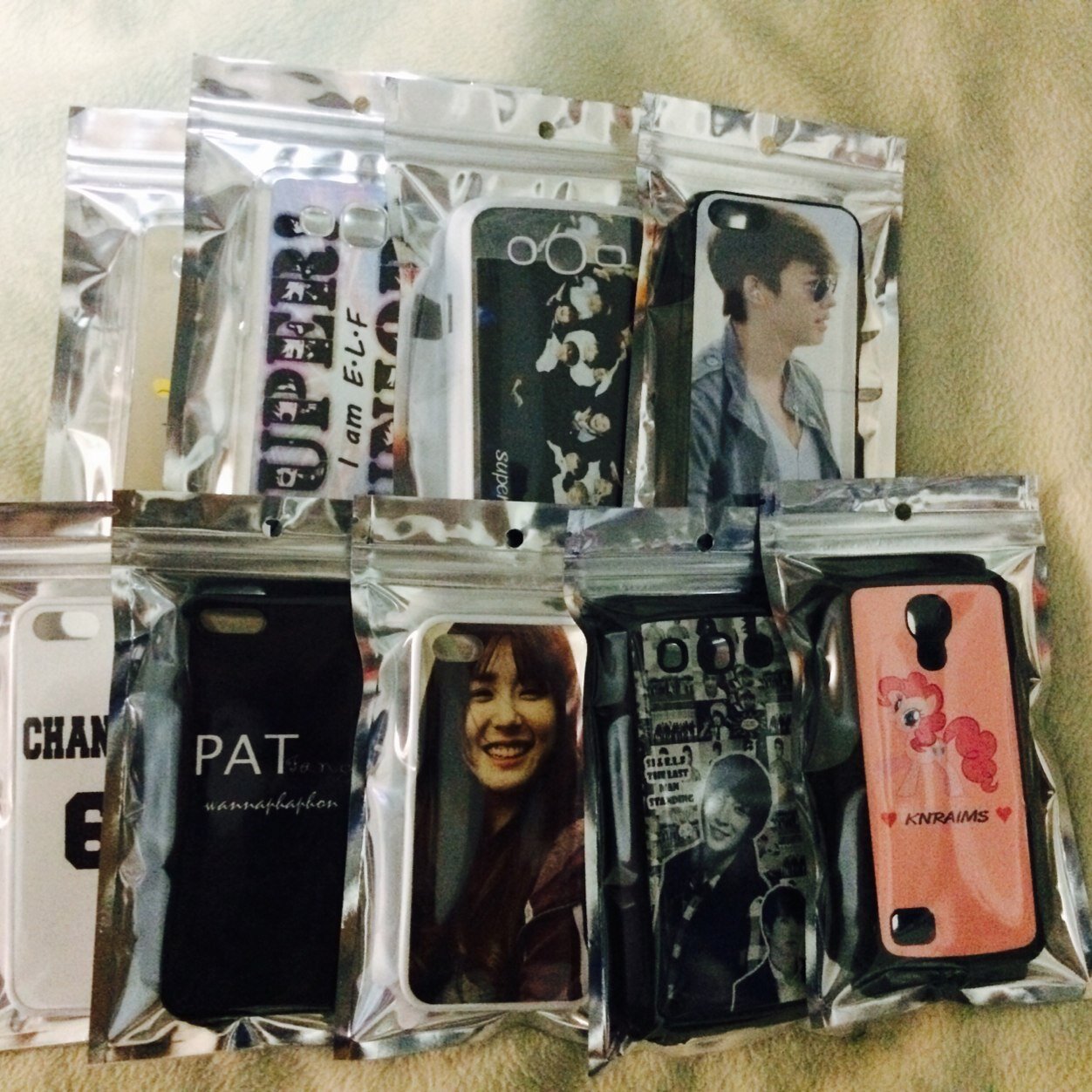 รับสกีนเคสตามใจชอบ ราคากันเอง ติดต่อได้ที่ line:pktoeyzz