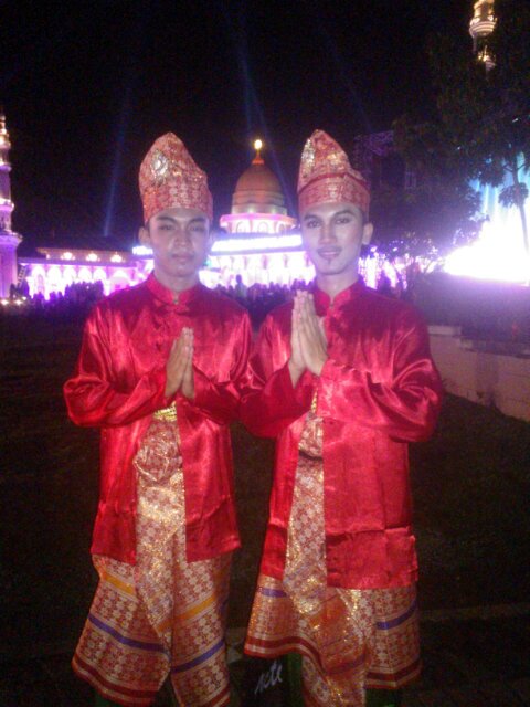 Must be can.., :)