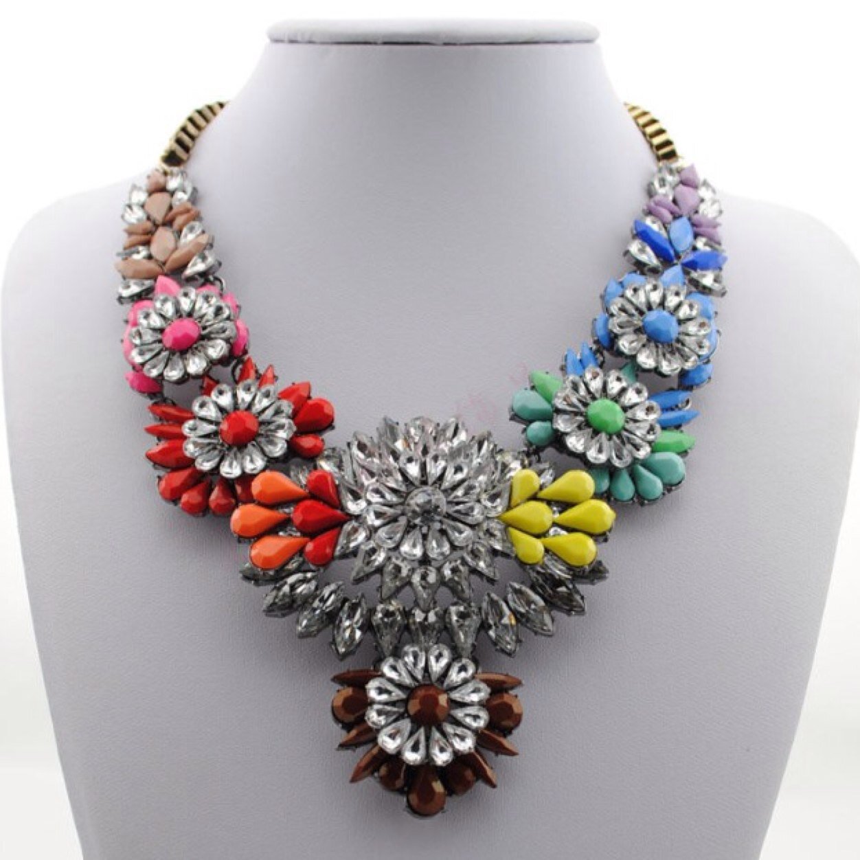 Facebook: Totally Beautiful Boutique