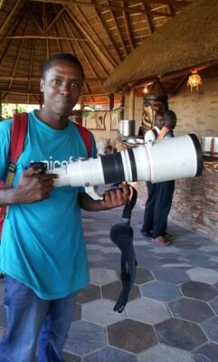 nijiyves's profile picture. Qualified communications professional, passionate about photography & supporting children’s right to expression.