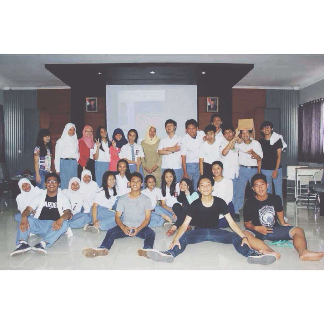 100% SUKSES 2015 !