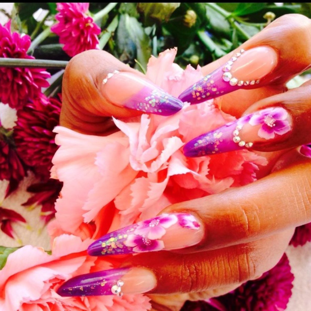Adore Hair and Beauty is an up and coming salon based in High Wycombe offering a whole range of treatments.call 01494459051.