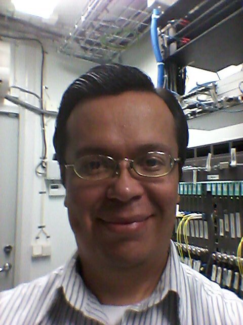 Ingeniero de Telecomunicaciones / El Salvador.