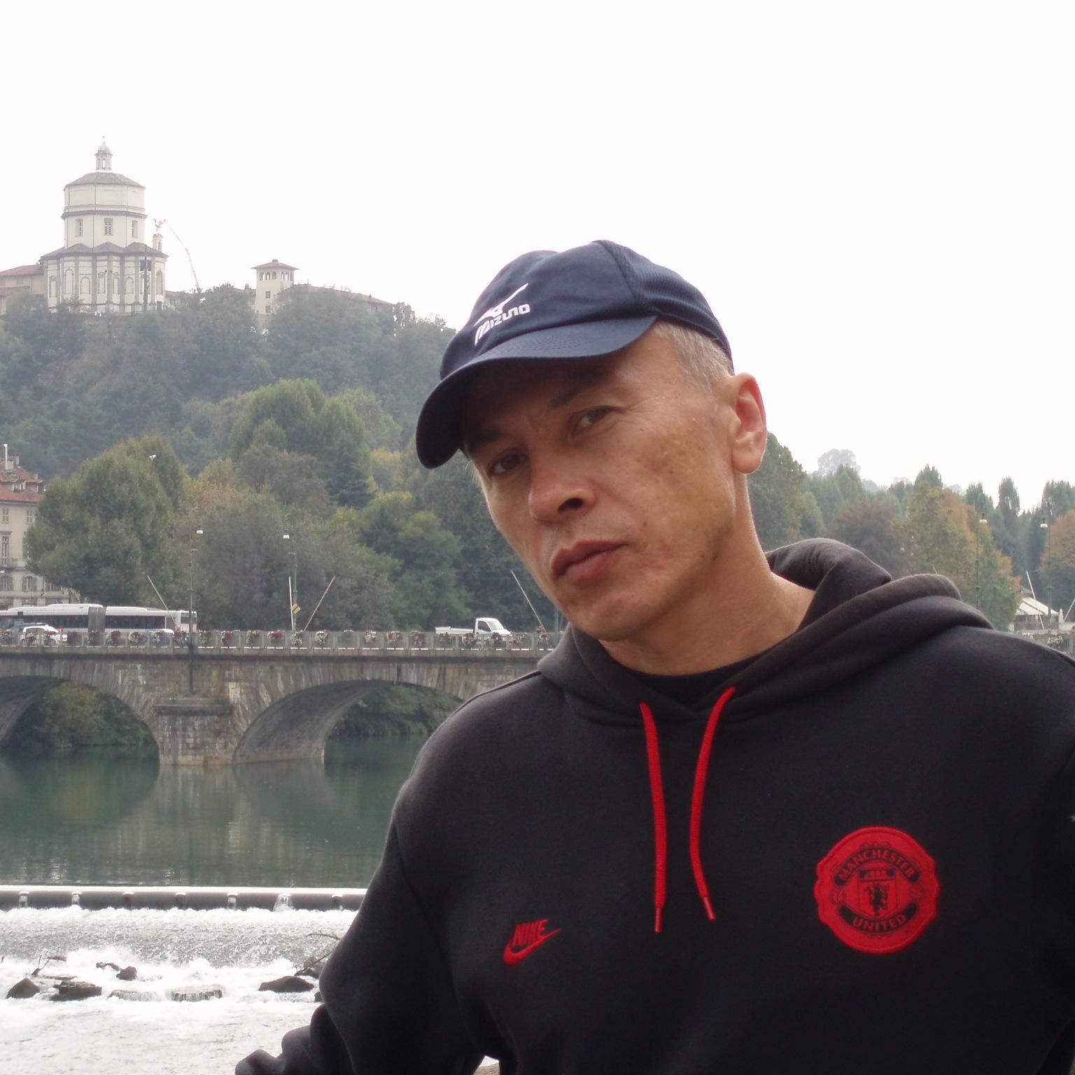 Honorary officer of the Korean National Police Agency. Winner of the World Masters Games Torino - 2013. Football fan.