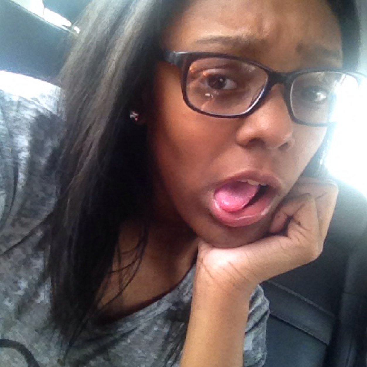 @tayweezy_