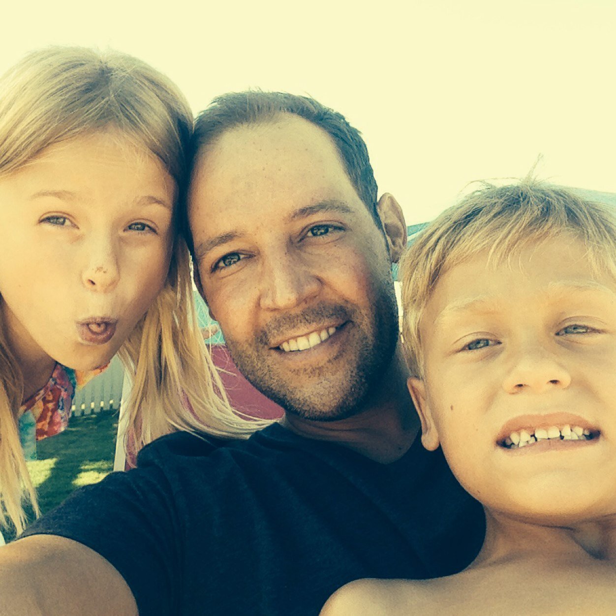 oushirlz's profile picture. 