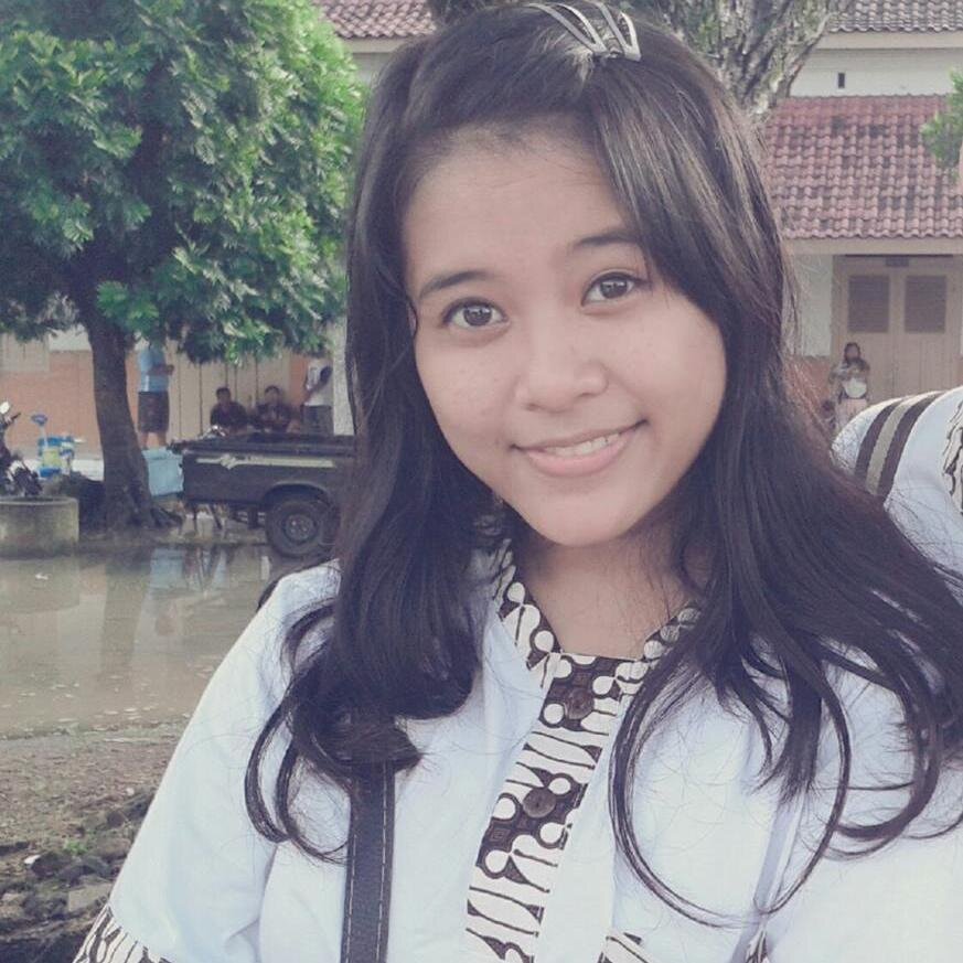 del_endel's profile picture. Adelia Heraniawati | 29 Juni 1997 | Mojowarno | XII IPA 1 | SMAN Bareng | mention aku kalo pengen di follback :)