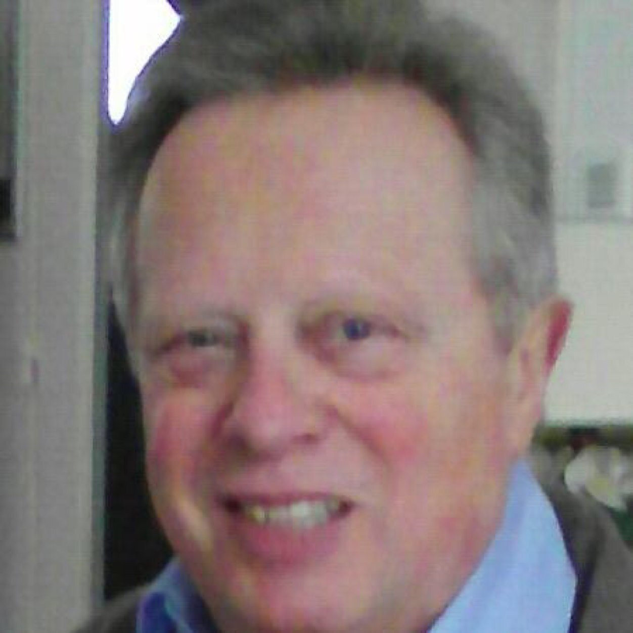 marvindu74's profile picture. marvin, jeune agriculteur de 57 ans, aime tout type de pratique sexuelle, surtout avec les pieds( fetichistes ), exeptes les relations avec des animaux.