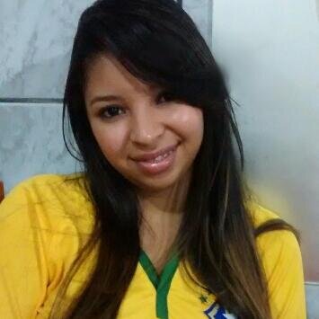 Ponha na vida mais amor, menos mundo e mais Deus.  ;)