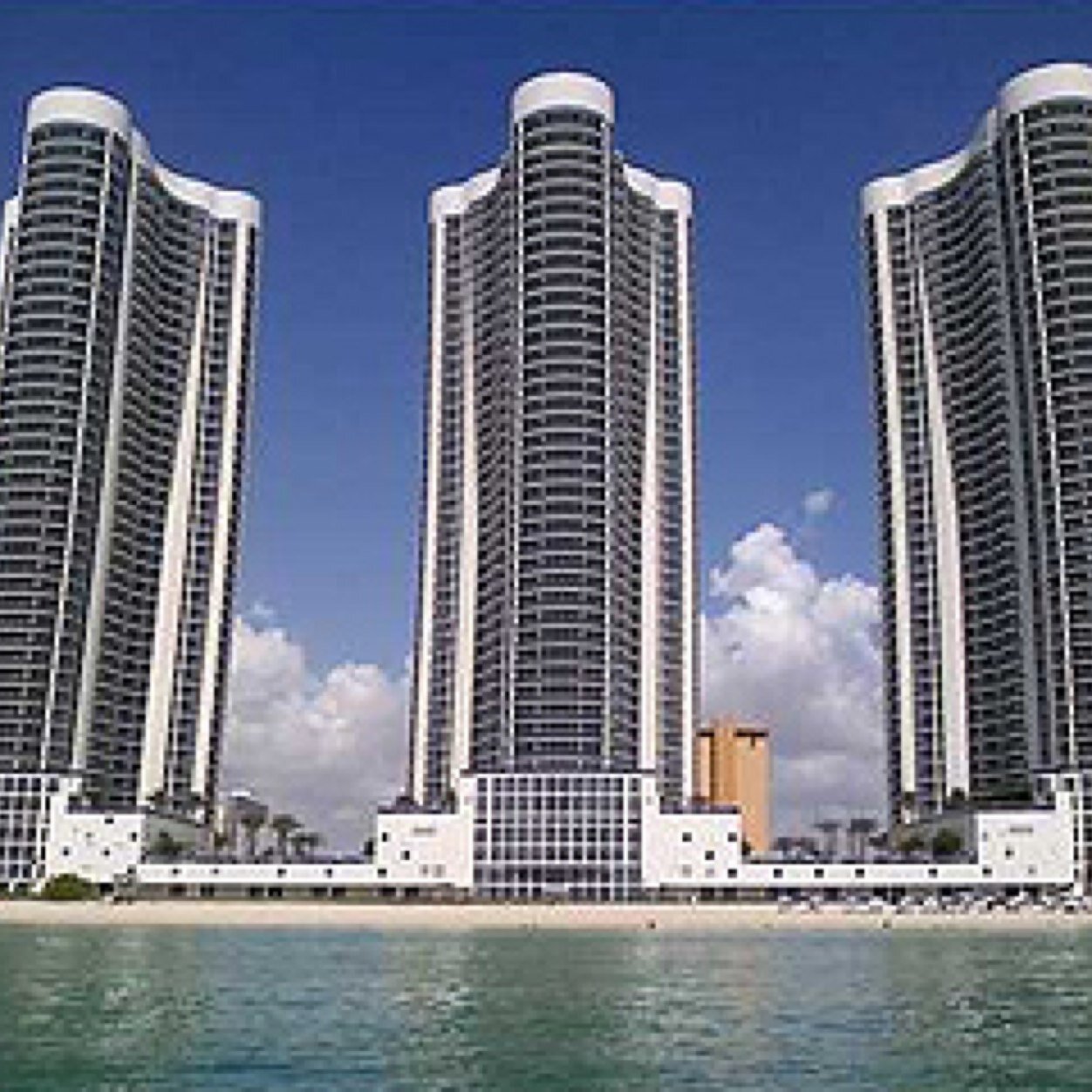 luxuryestate2's profile picture. thanks for following, we are a group of real estate, residential and commercial brokerage,sales and luxury cars, 
E-mail luxuryestate2@gmail.com