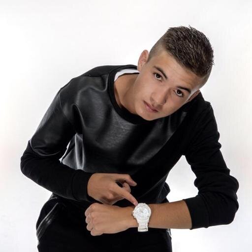 Twitter de J-ORS ! Instagram : jordan Facebook : Jordan ComptePerso ❤️ follow me