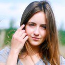 Победа Геннадьевна, автомобильный журналист и немного певица.