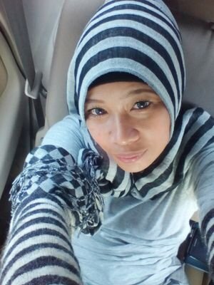 Proud to be me - rock and roll in my blood - lanangbanuku's mother. Bunda ada di sini.