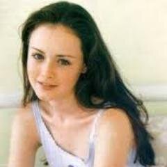 18. Yo voy donde me lleven sus pies, muy enamorada de él, el primer hombre que me enseño a confiar en el amor, Huerfana, aun Aprendiendo cosas de la vida
