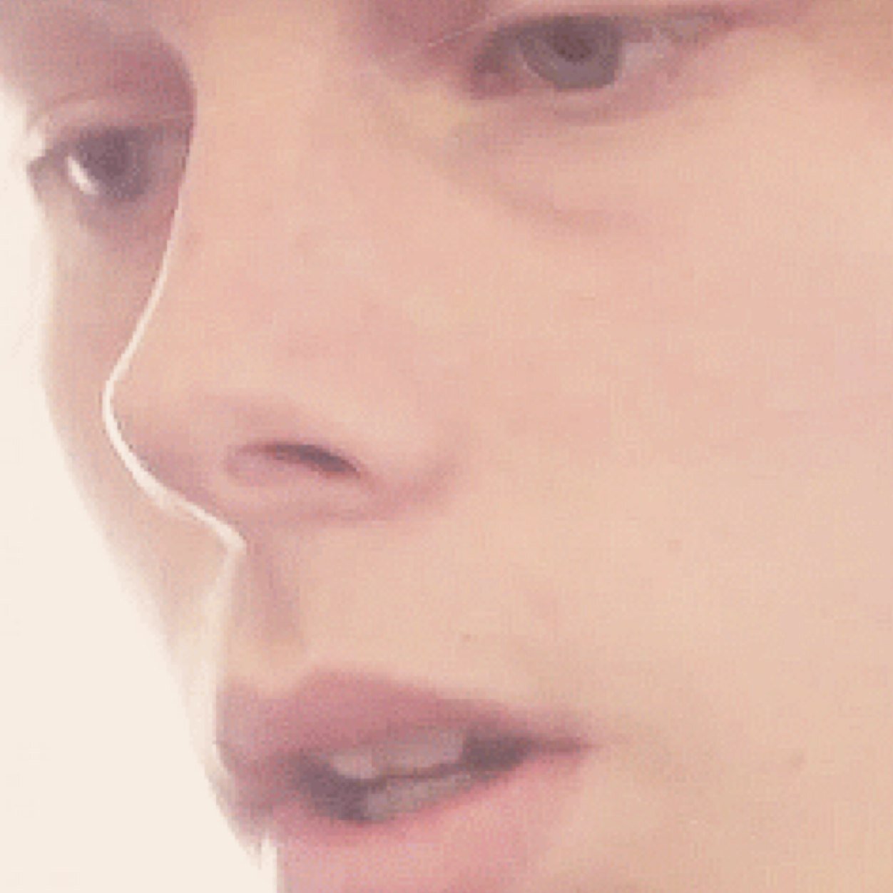 it looks like a fucking ski slope || @blacklightmuke