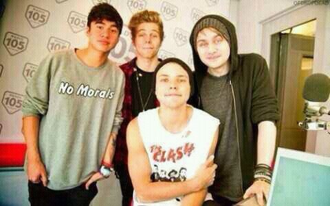I didnt really mean to fall in love with a band. 0/4 0/5