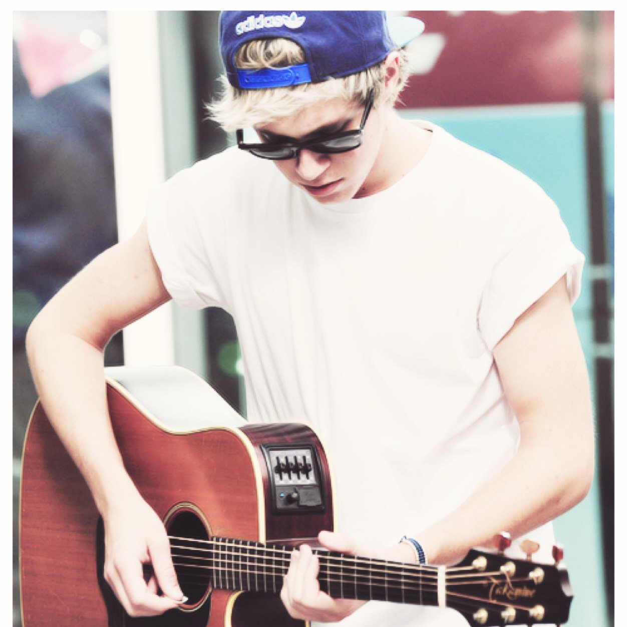 ~•~ powerless and i don't care its obvious, i just can't get enough of you ~•~ free follow from @unlimitedniall ifb :)