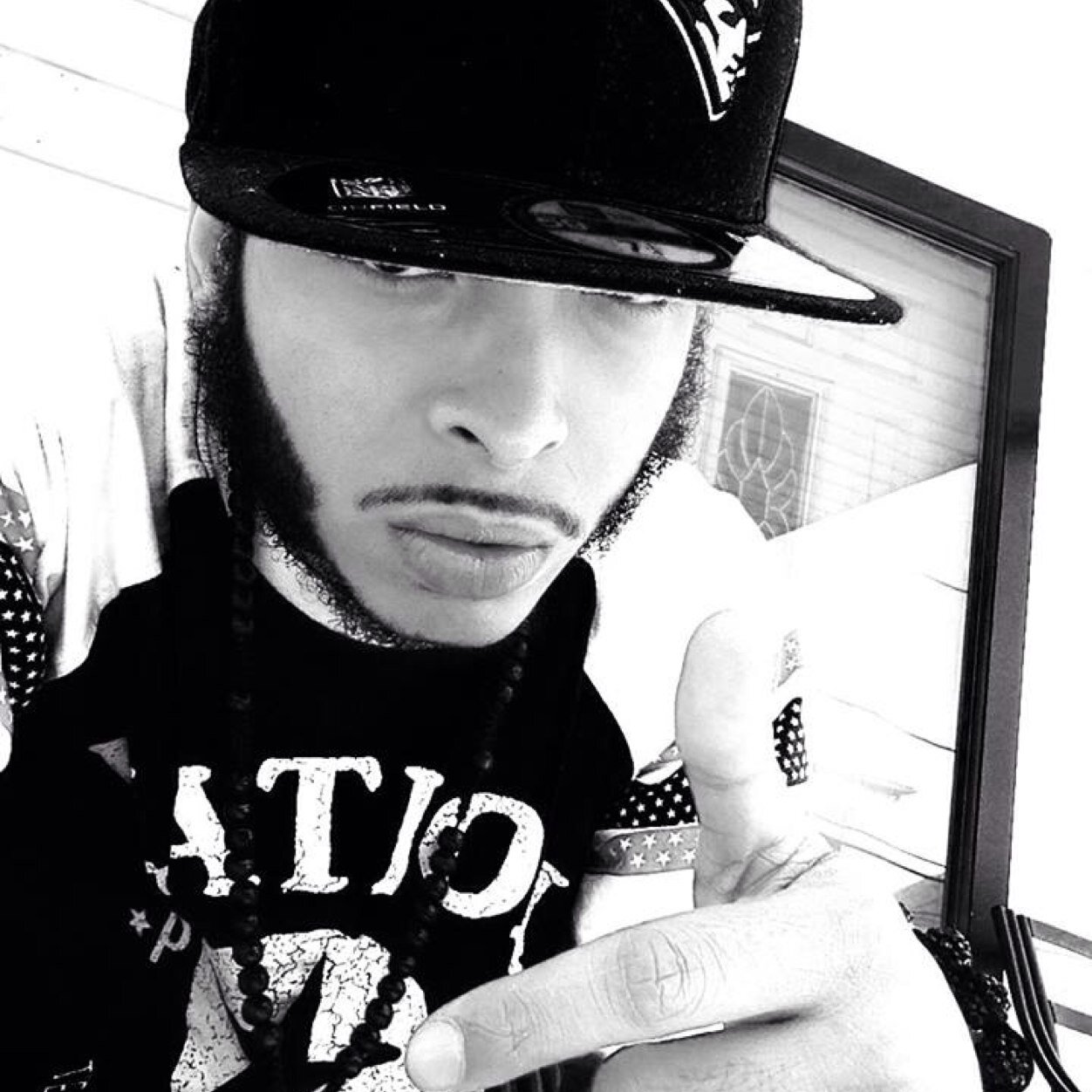 After goin through things in life, it changes you as a person! All you can do is move FORWARD #BMB New banga  Off A Molly https://t.co/LMxIMnJYDt