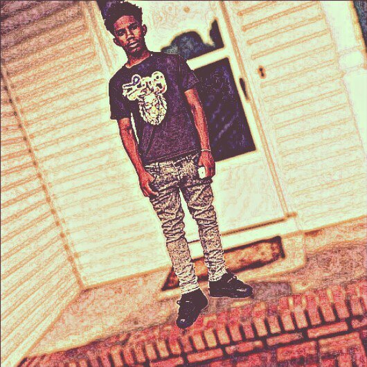 #FreeTheTeam | Sometimes your close friends like snakes, snakes ONLY bite when you get close to em |