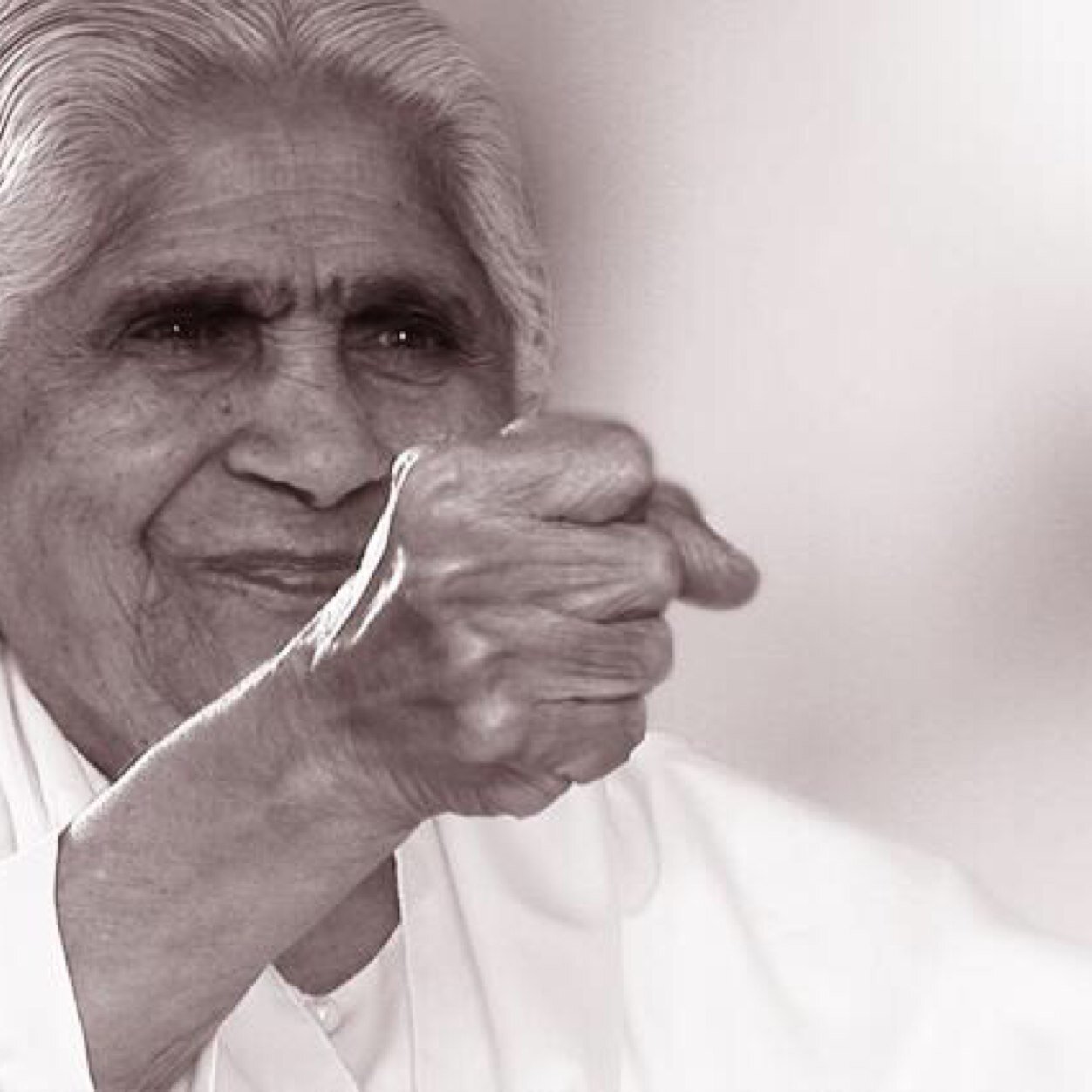 This account is dedicated to quotes & teachings of Dadi Janki, Head of @BrahmaKumaris 2007-2020. She left a legacy of Compassion, Co-operation & Peace.