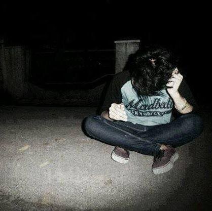 STAND ALONE CREW KARAWANG,Better single dignified,
rather than going with the upset wail that is not clear,