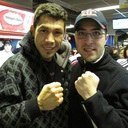 un vrai fan de hockey et du canadien !!! 
amateur de boxe !