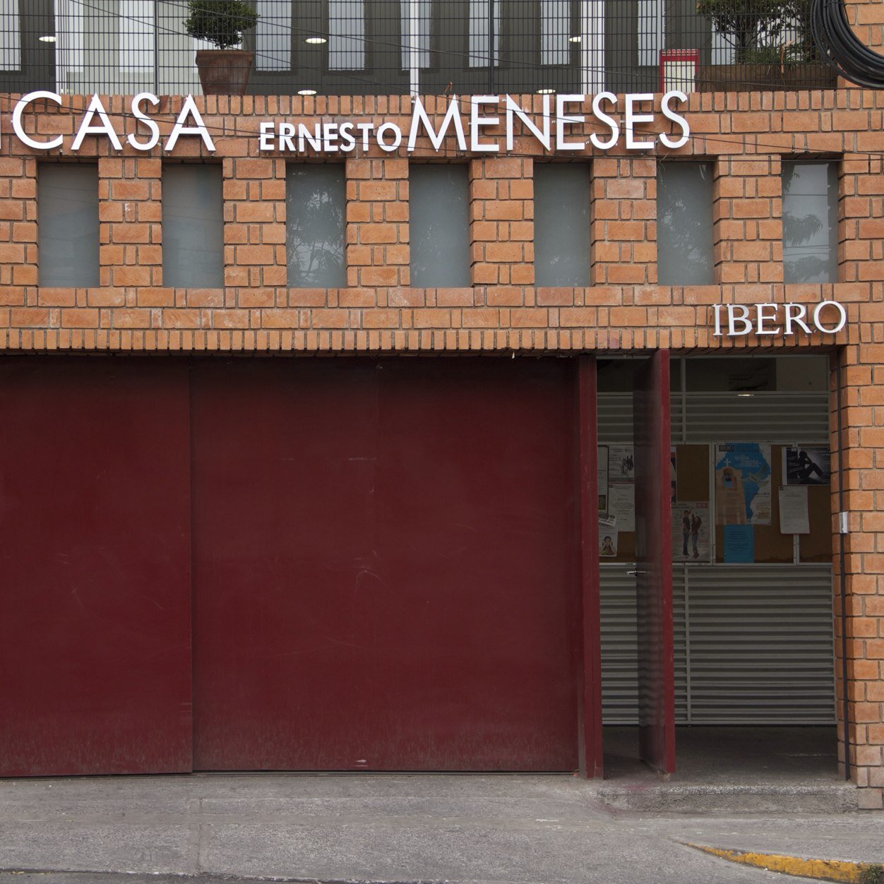 Espacio de encuentro para los habitantes de Santa Fe, acompaña procesos comunitarios. Universidad Iberoamericana, Ciudad de México.