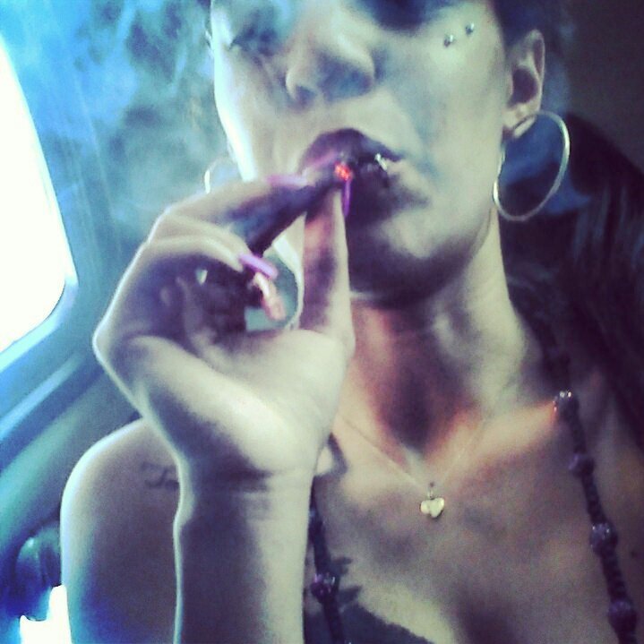 live YOUR life ' Beautifully Crazy ' If Your Not With Me , You Are Against Me .. End Of Story ✌' Follow Me On iG @Gabys_Worldxx