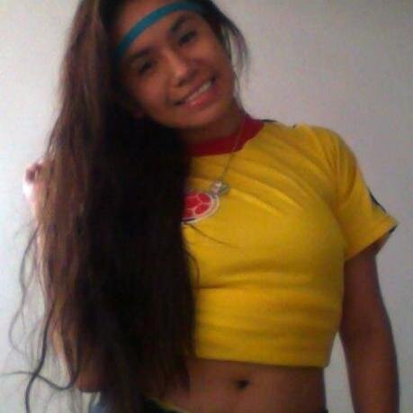 ingridfernande0's profile picture. ♡  Por esos besos que se dan con la mirada *w* !!!  ♡ :3