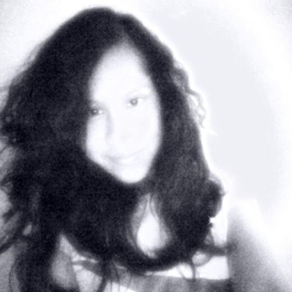 soy buena en la cama
duro horas durmiendo..!!!  *-*