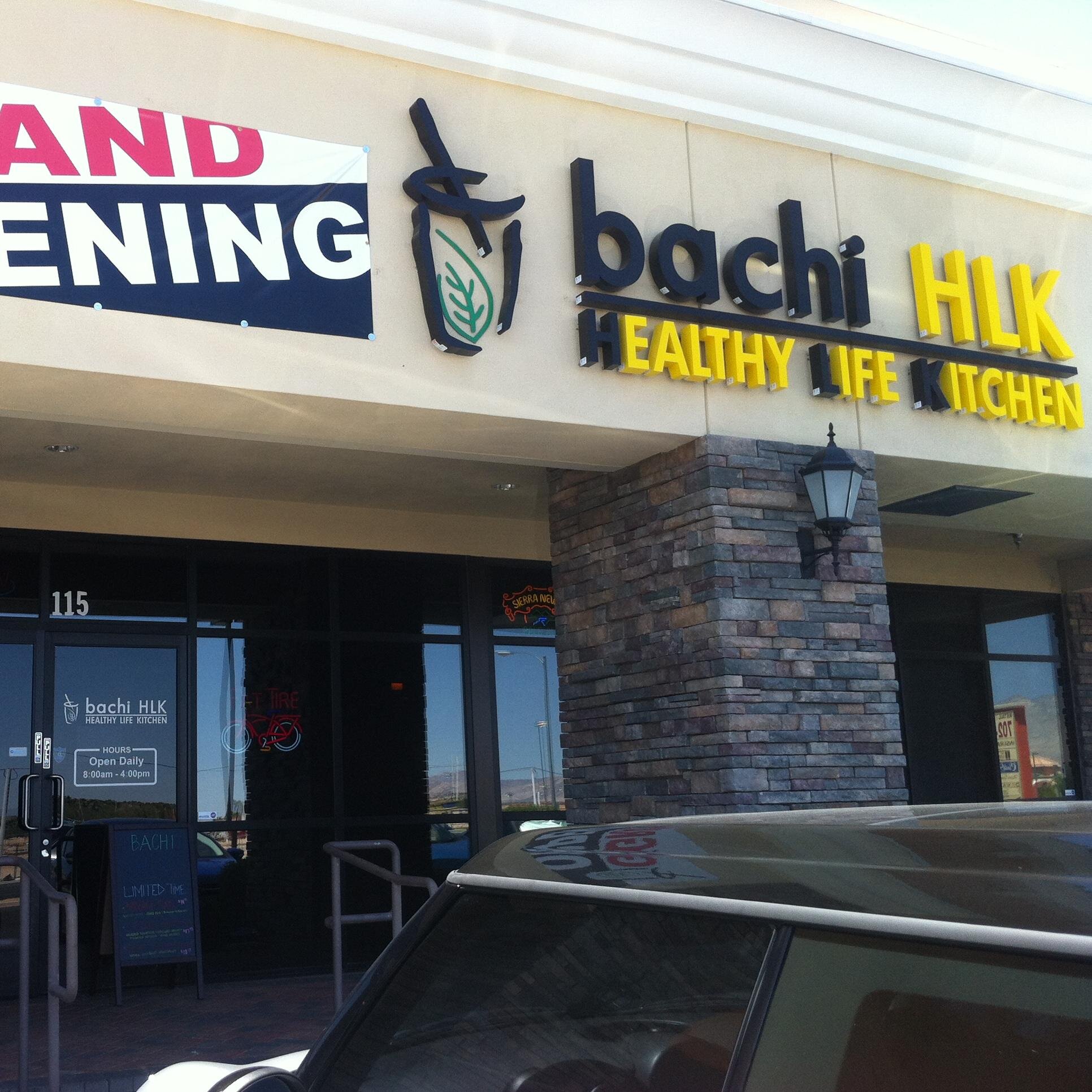 Bachi Burger's Newest Concept: Breakfast & Lunch!