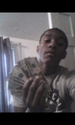 #MoMoneyGang$$$ - I STAY #Flexin' Til My Heart Stop... #MMG DMoney ;